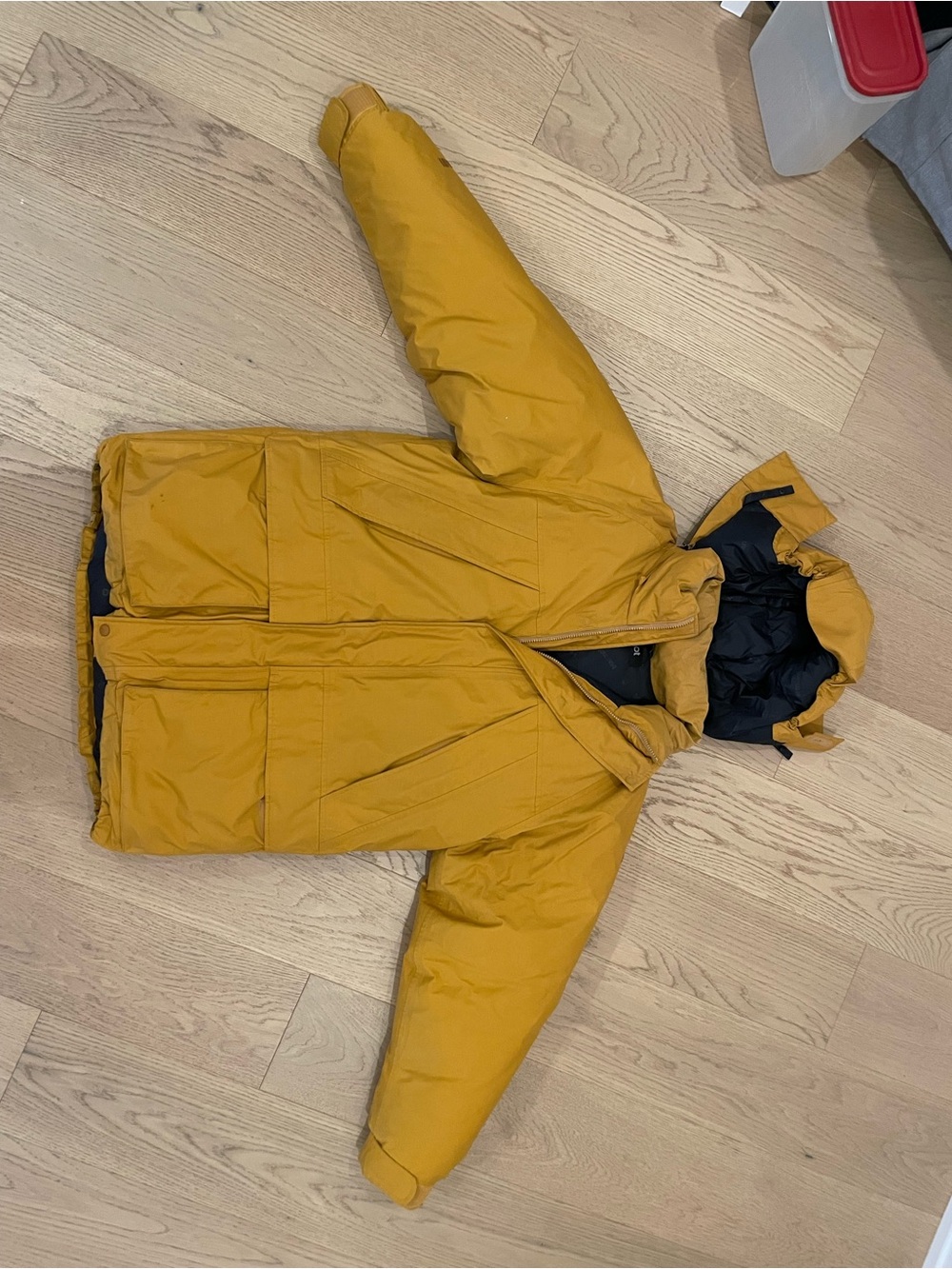 Marmot Mammoth Gore-Tex 700 Fill Down Parka